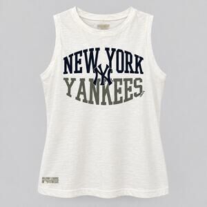 New York Yankees Women’s Tank white with blue and gray graphic. Size M NWT